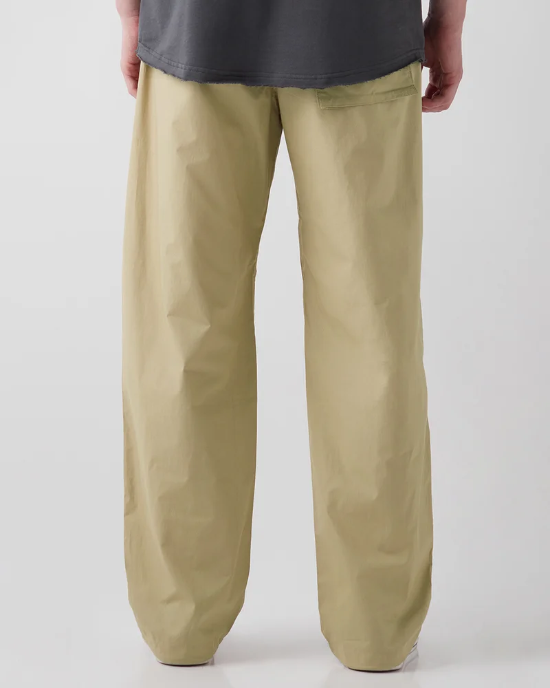 بيواكوف Men's Beige Baggy Oversized Parachute Pants